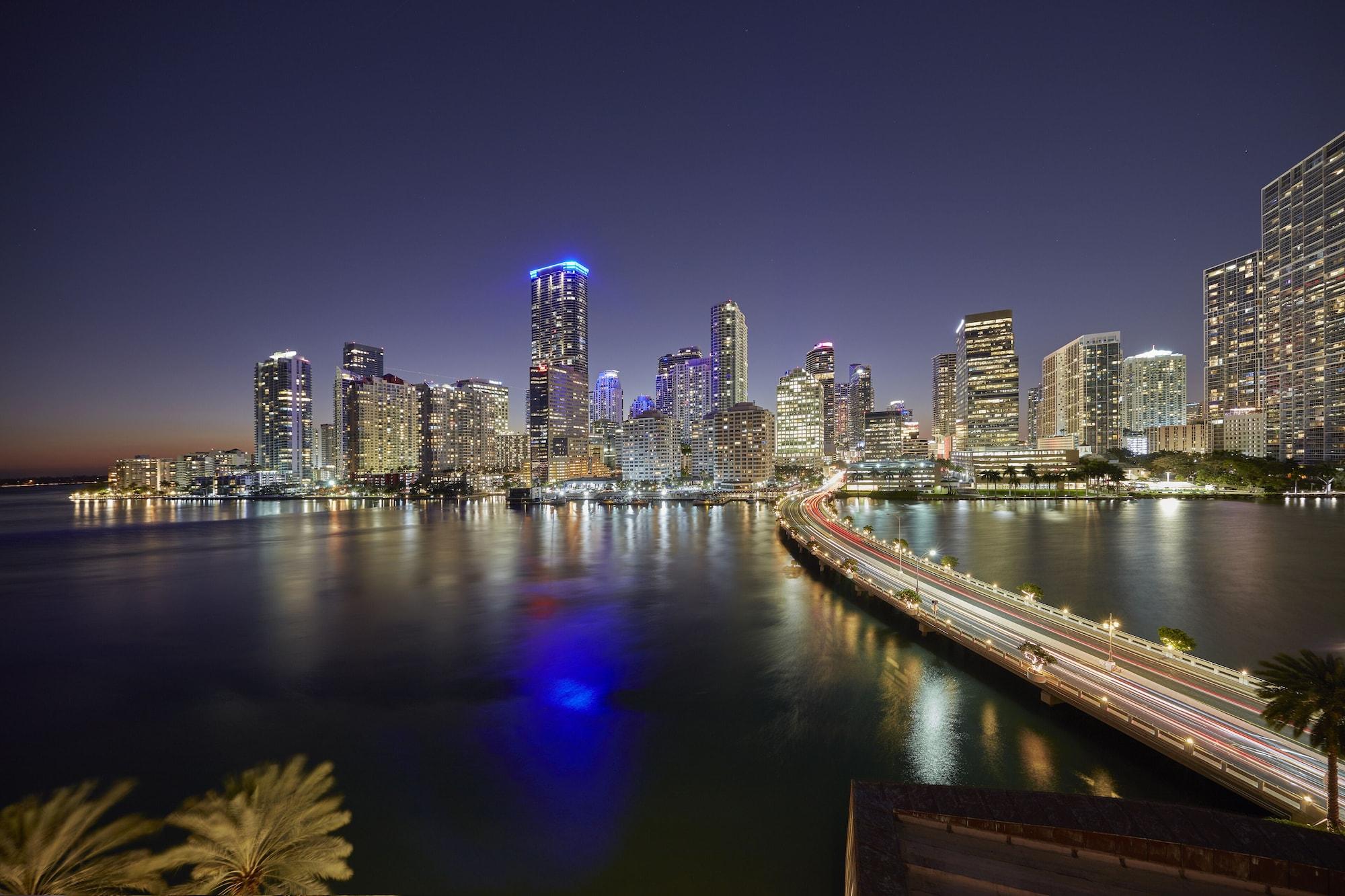 Mandarin Oriental, Miami Hotel Exterior photo