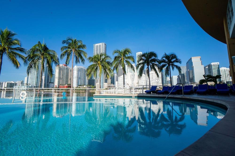 Mandarin Oriental, Miami Hotel Exterior photo