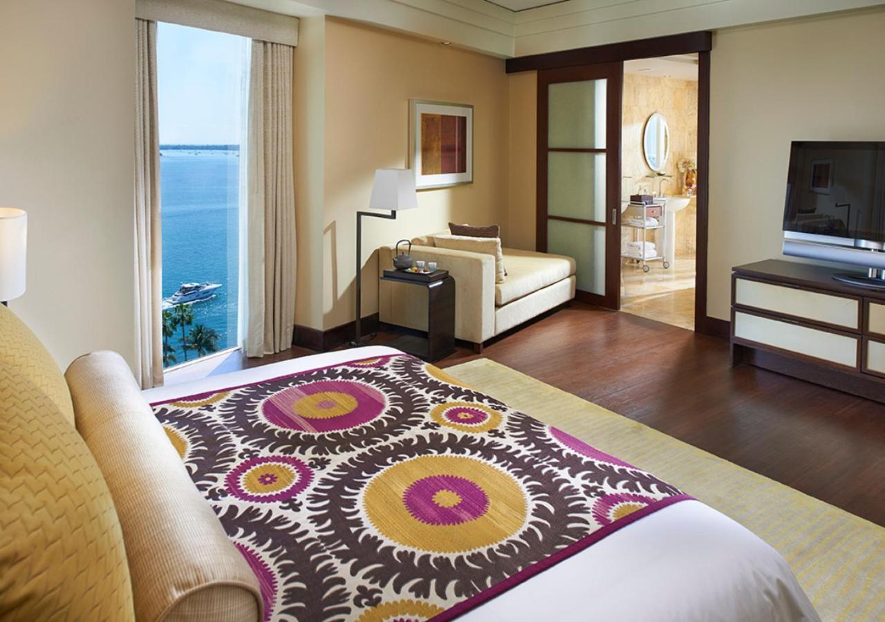 Mandarin Oriental, Miami Hotel Exterior photo