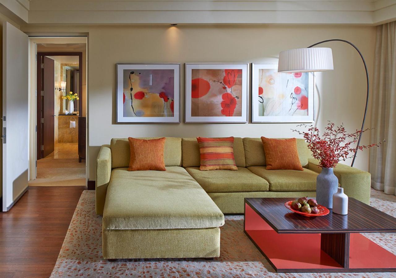 Mandarin Oriental, Miami Hotel Exterior photo